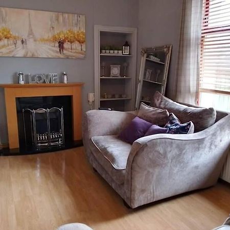 Lovely 2 Bedroom Apartment In Heart Of ダンディー エクステリア 写真