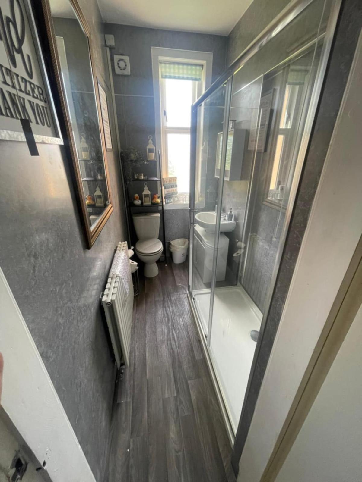 Lovely 2 Bedroom Apartment In Heart Of ダンディー エクステリア 写真