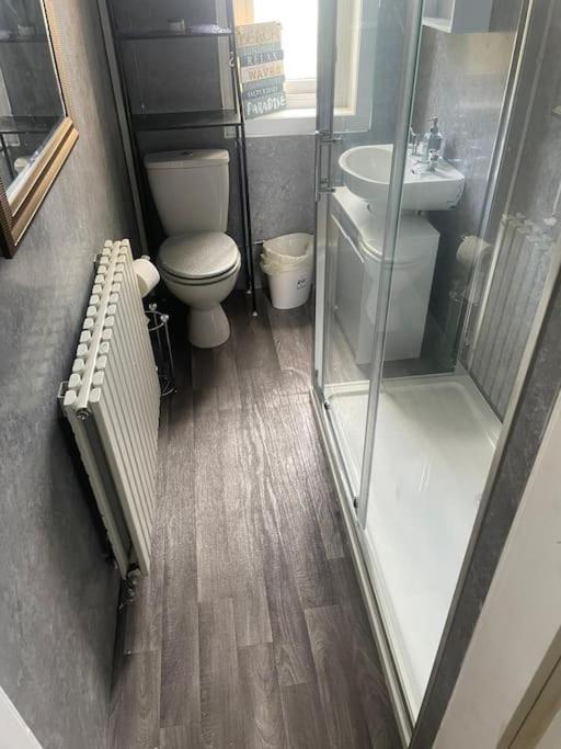 Lovely 2 Bedroom Apartment In Heart Of ダンディー エクステリア 写真