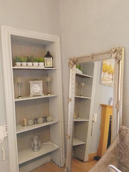 Lovely 2 Bedroom Apartment In Heart Of ダンディー エクステリア 写真